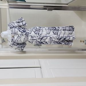 Sweet rain blue and white chic dress size M